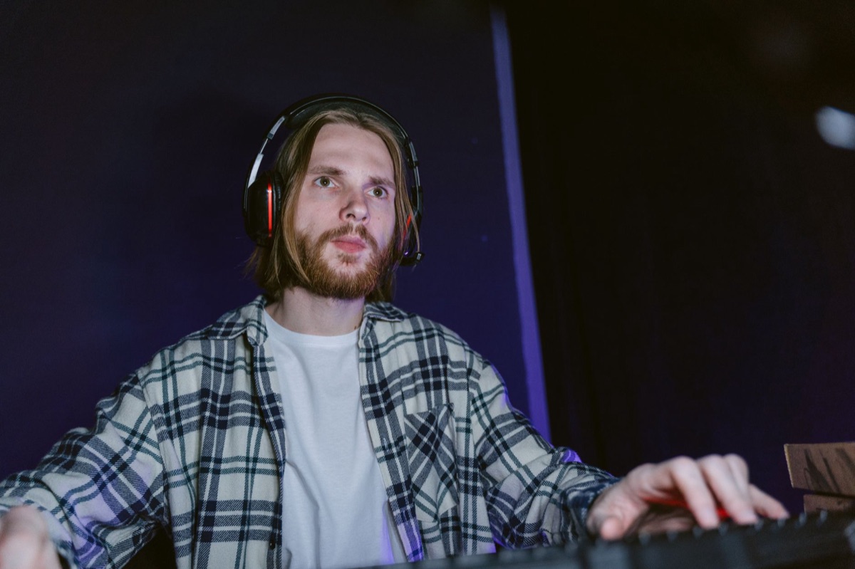 attrezzatura professionale per streaming e gaming